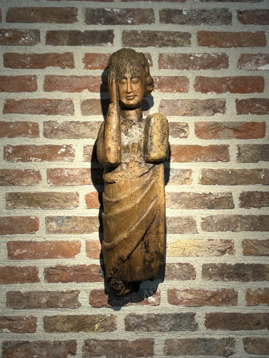14th–15th-century Wood Carving