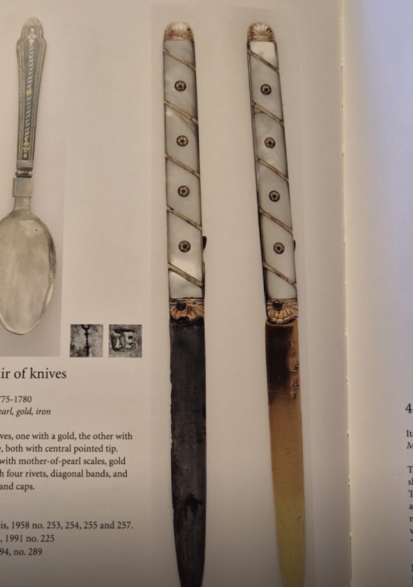 Pair Of 18th-century French "or" Knives-photo-2