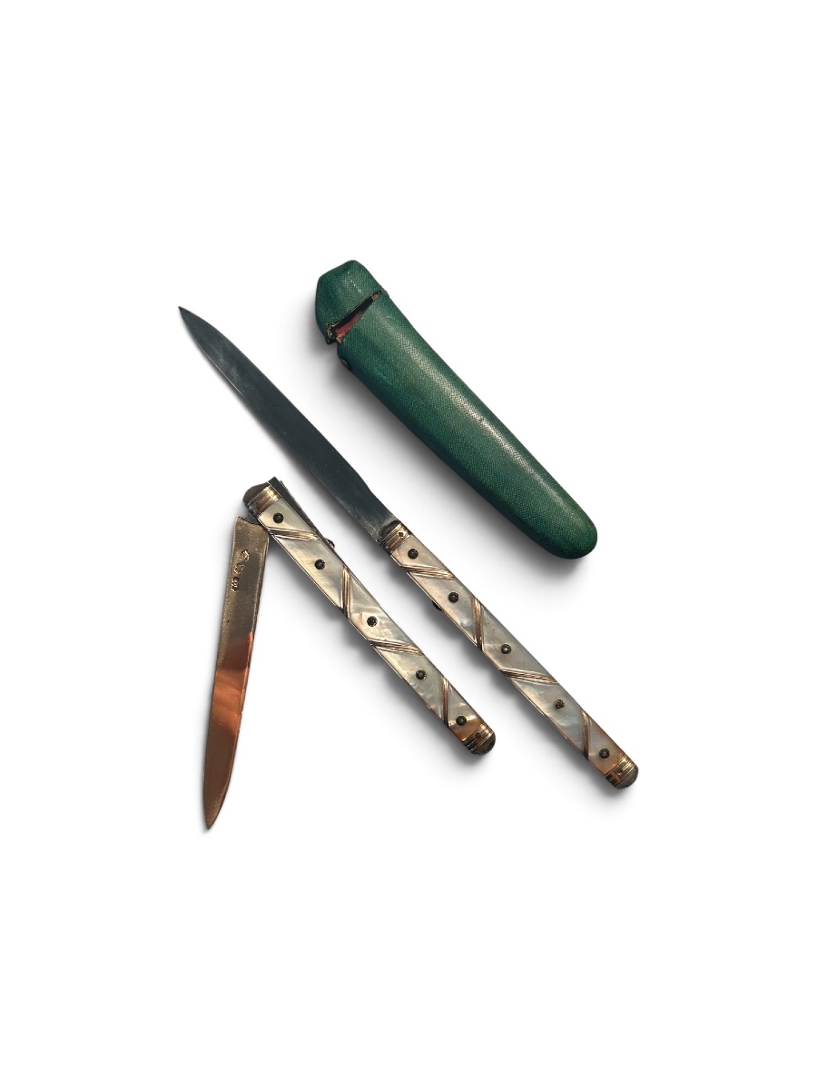 Pair Of 18th-century French "or" Knives-photo-1