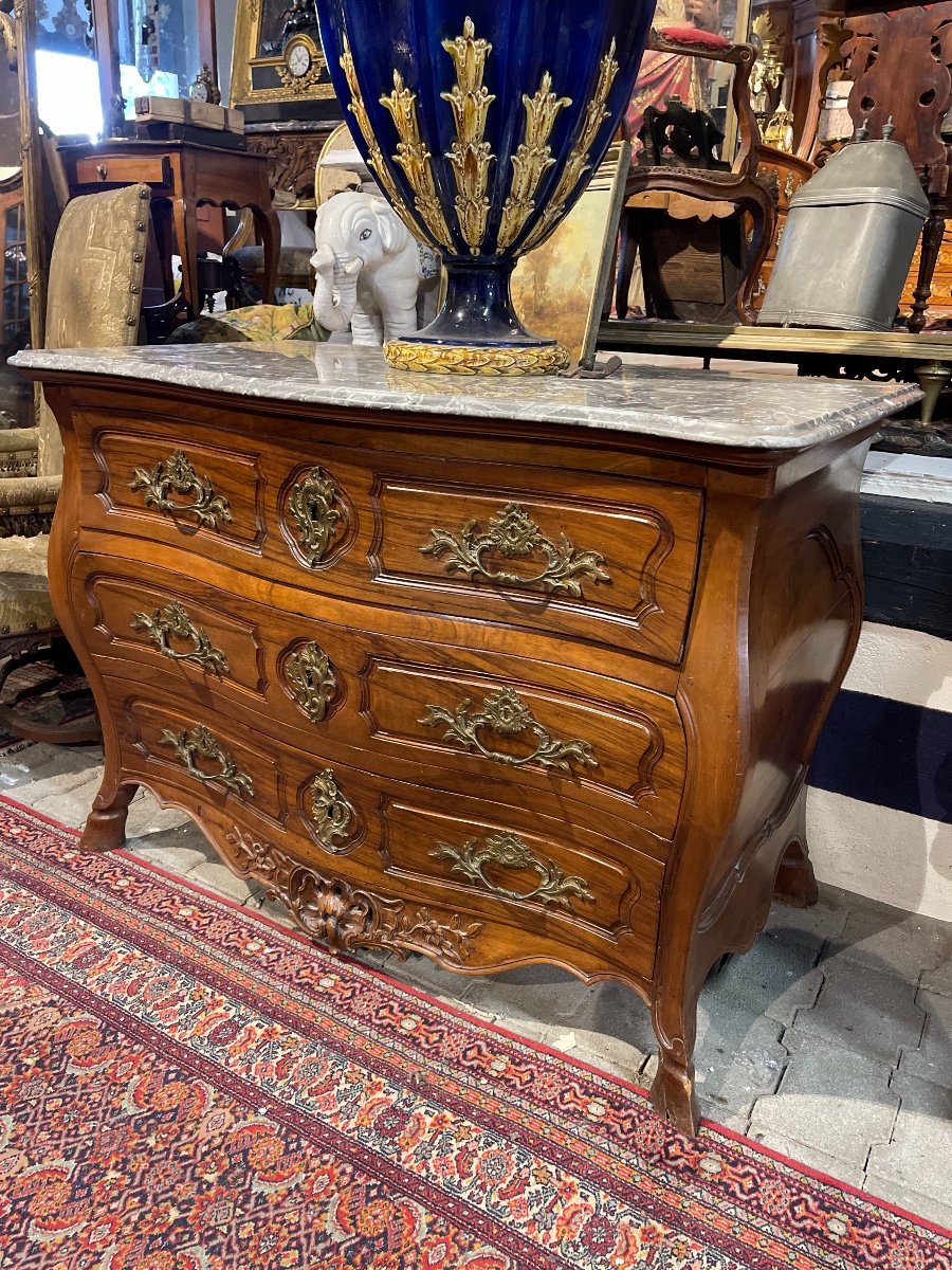 Curved Provencal Chest Of Drawers