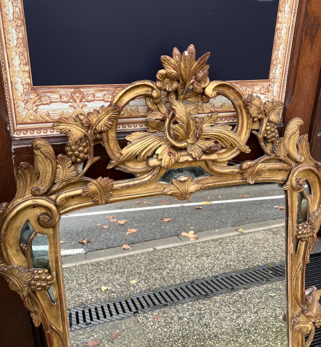 18th Century Pareclose Mirror Decorated With Grapes And Vine Leaves-photo-3