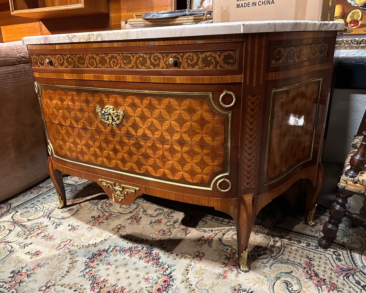 Commode D’entre Deux Dans Le Gout Riesener 