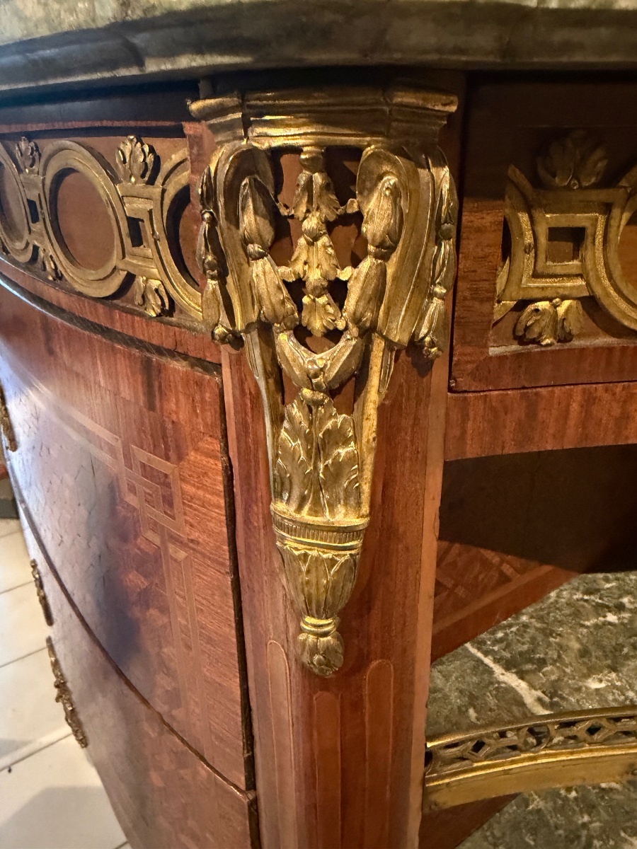 Chest Of Drawers, 18th-century Transitional Style-photo-2