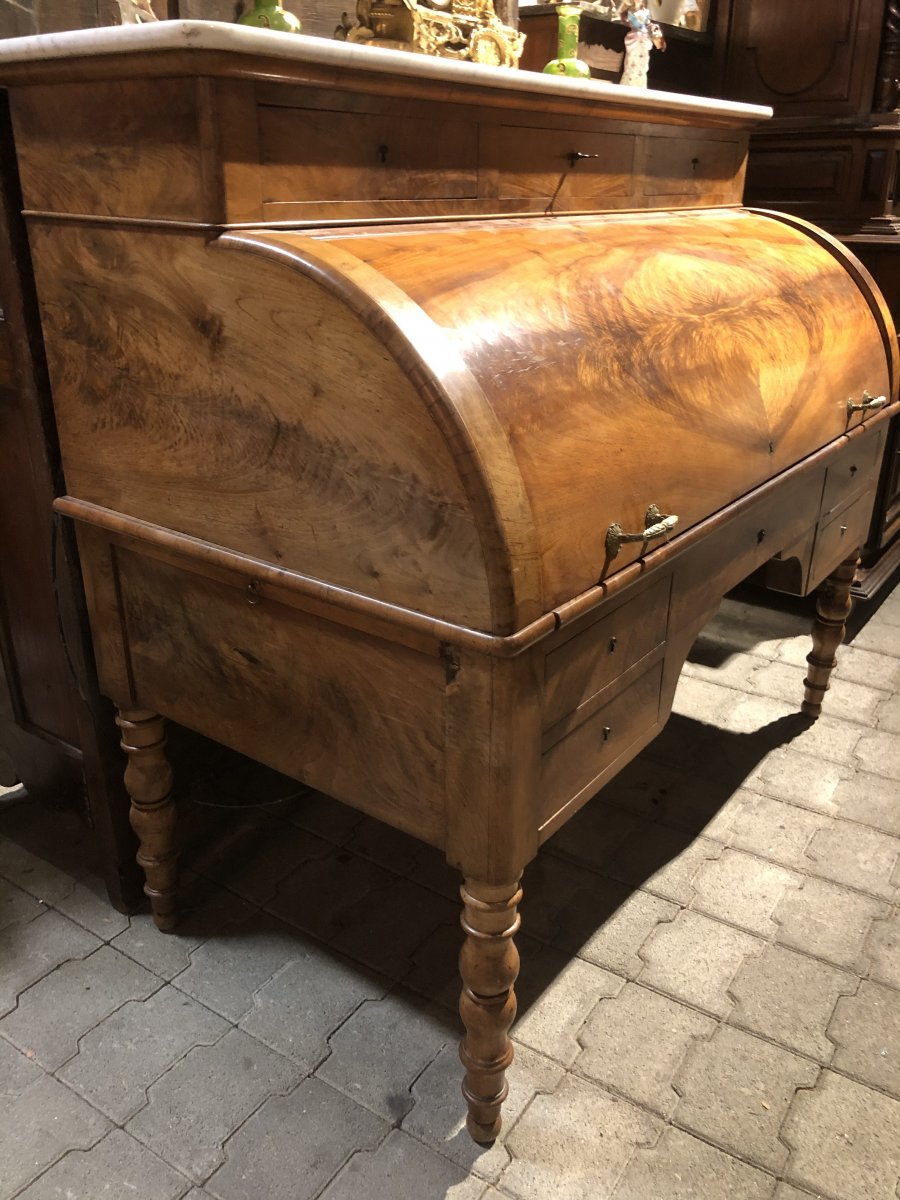 Cylinder Desk-photo-2