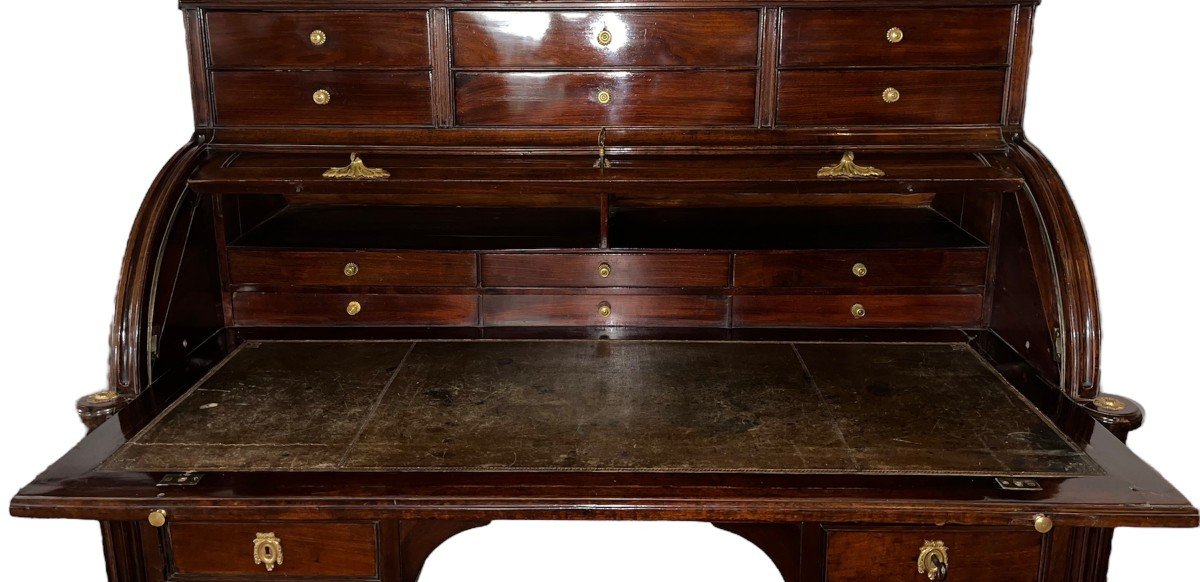 Bureau cylindre d'époque Louis XVI en acajou plaqué toutes faces - estampillé Dussault-photo-4
