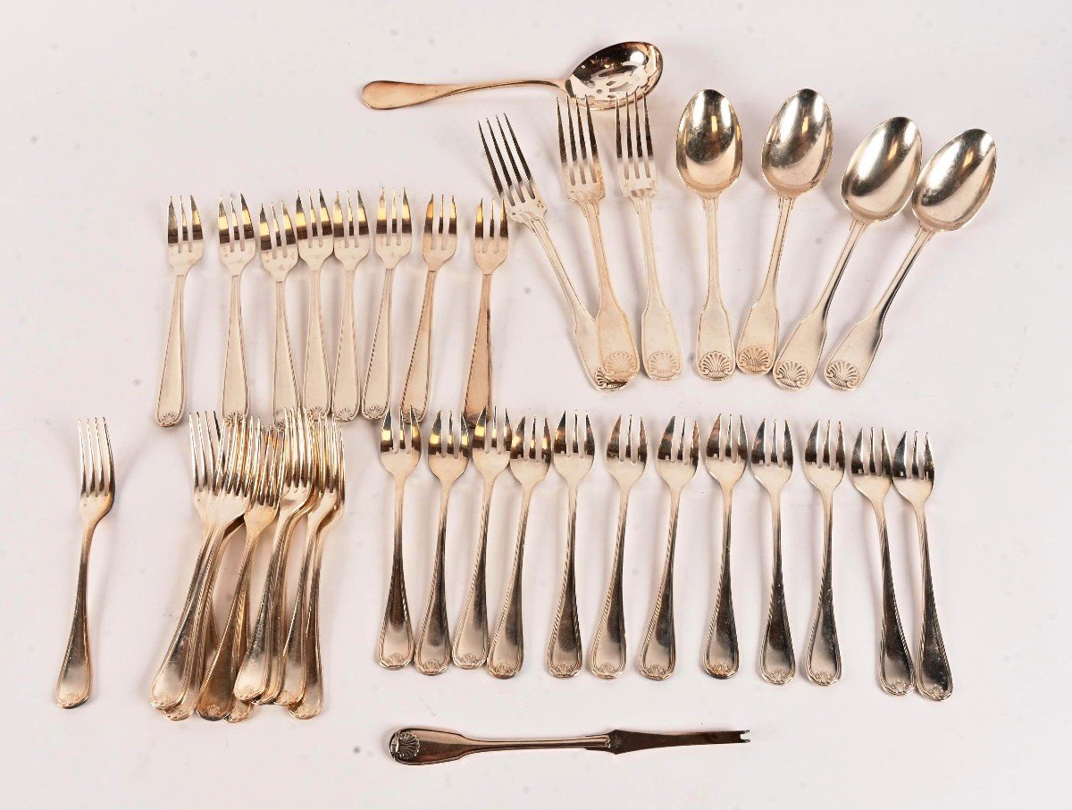 Christofle - Suite Of Different Model Cutlery With Shell In Silver Metal:-photo-2