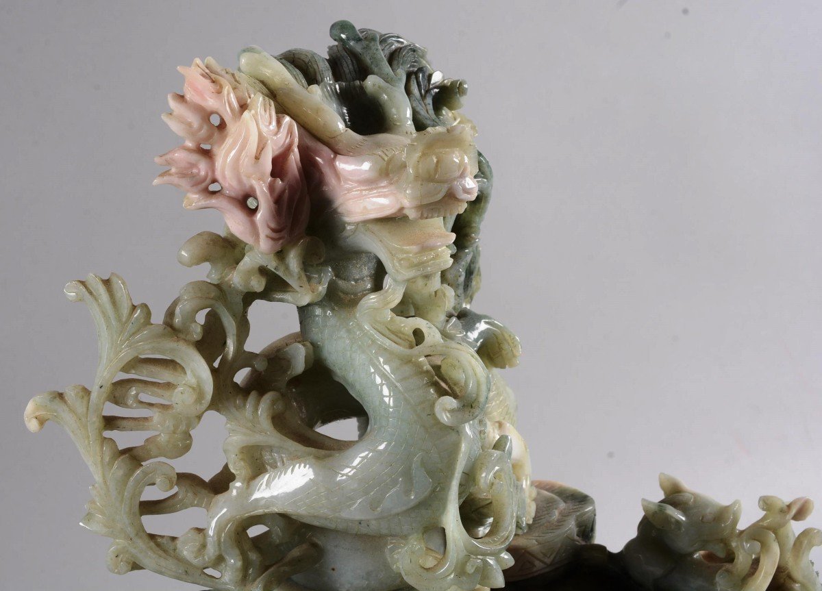 China. Beautiful And Important Jade Sculpture.-photo-3