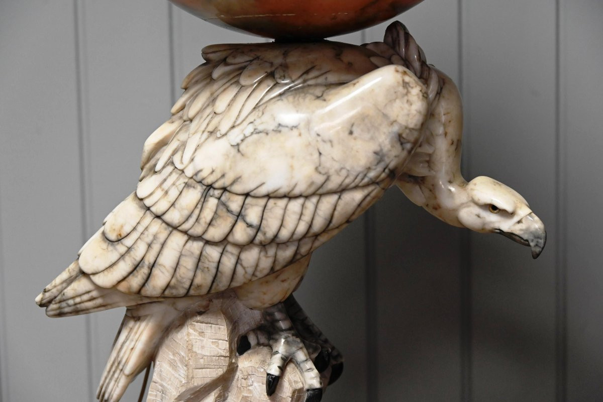Large Alabaster Light Fixture Representing A Vulture -photo-2
