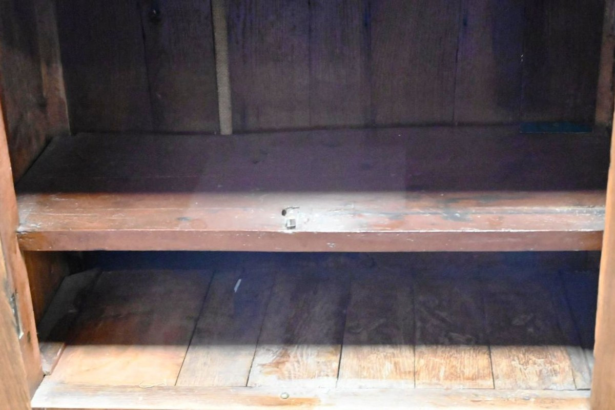 Secrétaire Transition en marqueterie de bois exotique à pans coupés -photo-1