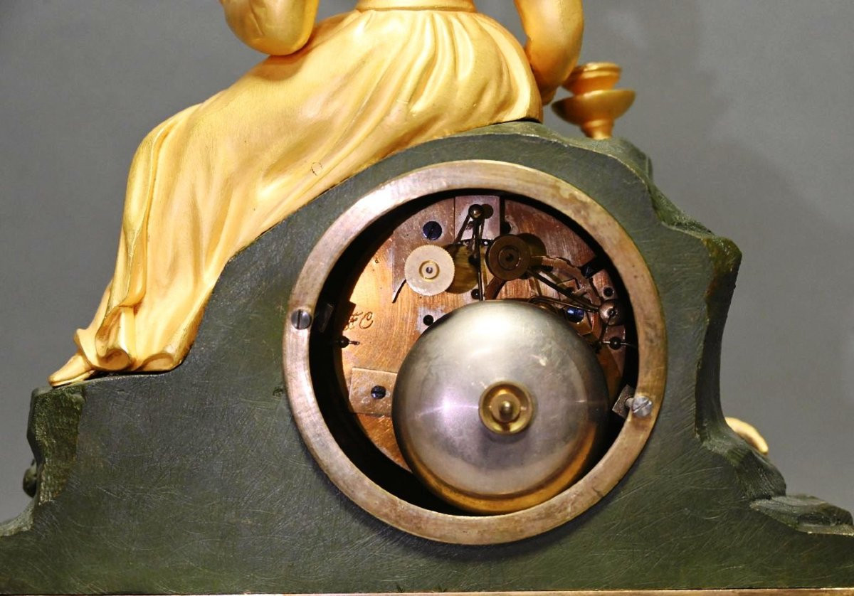 Pendule d'époque romantique en bronze doré-photo-4