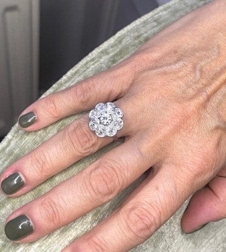 Marguerite Diamond Ring, Early 20th Century-photo-3