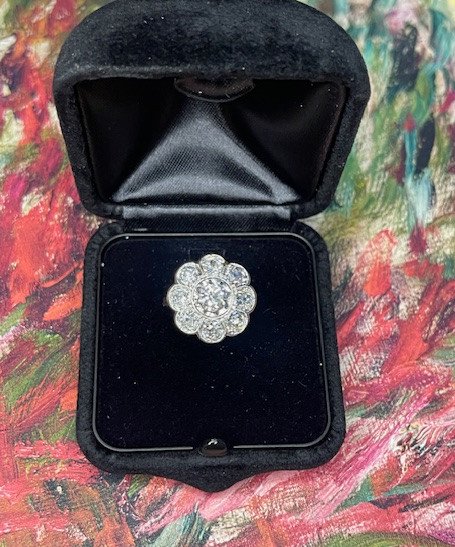 Marguerite Diamond Ring, Early 20th Century