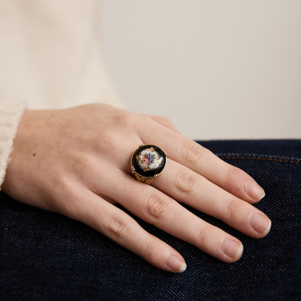 Bague porcelaine et or jaune , travail Français-photo-2