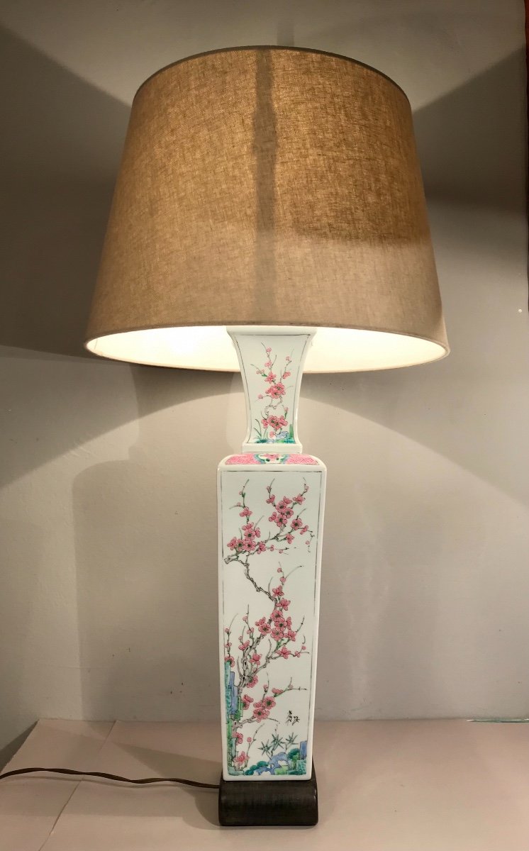 Art d’Asie Fin XIXème Grande Lampe En Porcelaine émaillée Décor Floral Chinoisant Signée 1900-photo-3