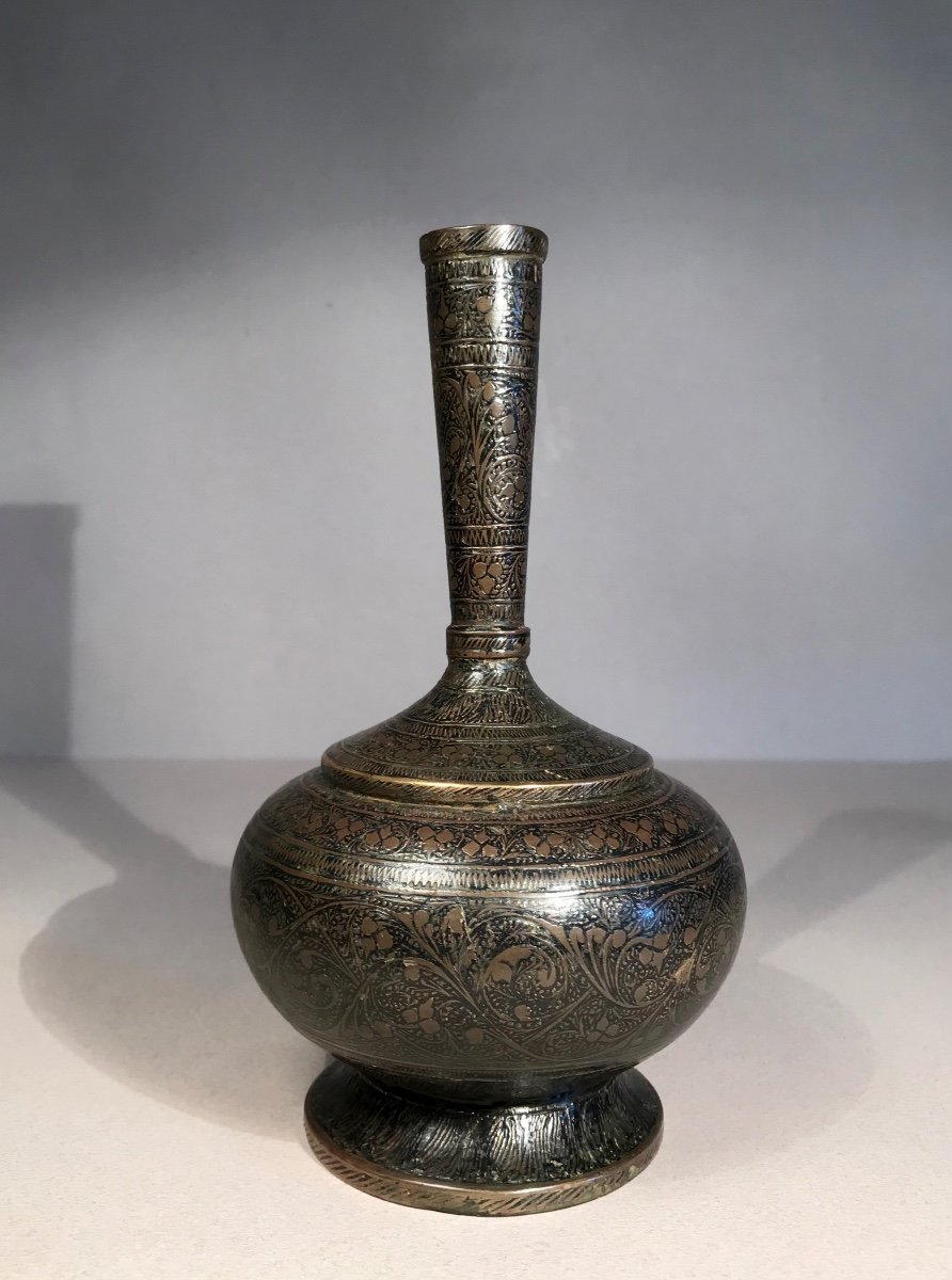 Indian Art Folk Art Surahi Bottle Brass/bronze Niellé 19th Century Kashmir Decorative Arts