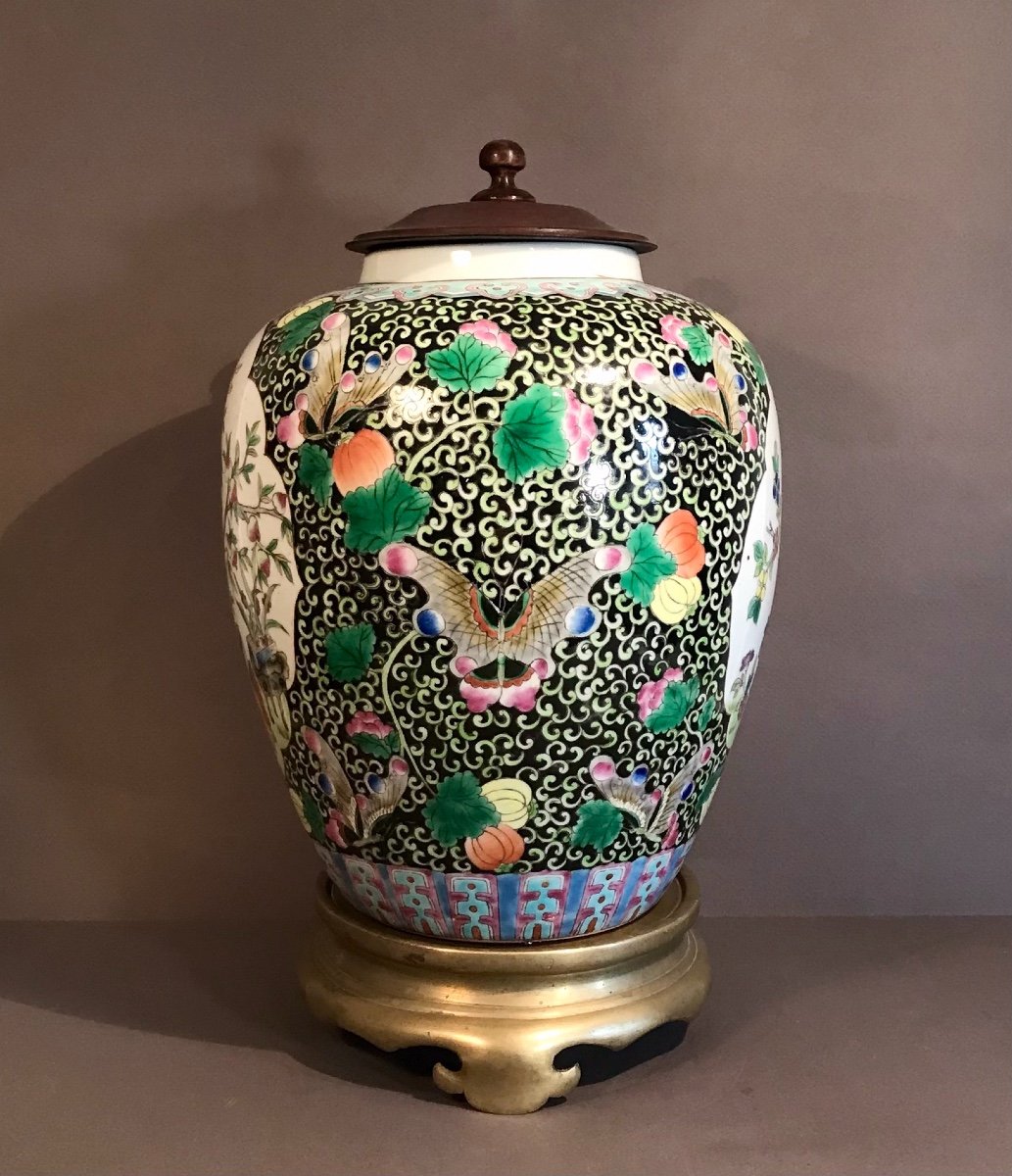 China 19th Century Asian Art Ginger Pot Enameled Porcelain Woodtop Bronze Support Circa 1900-photo-2