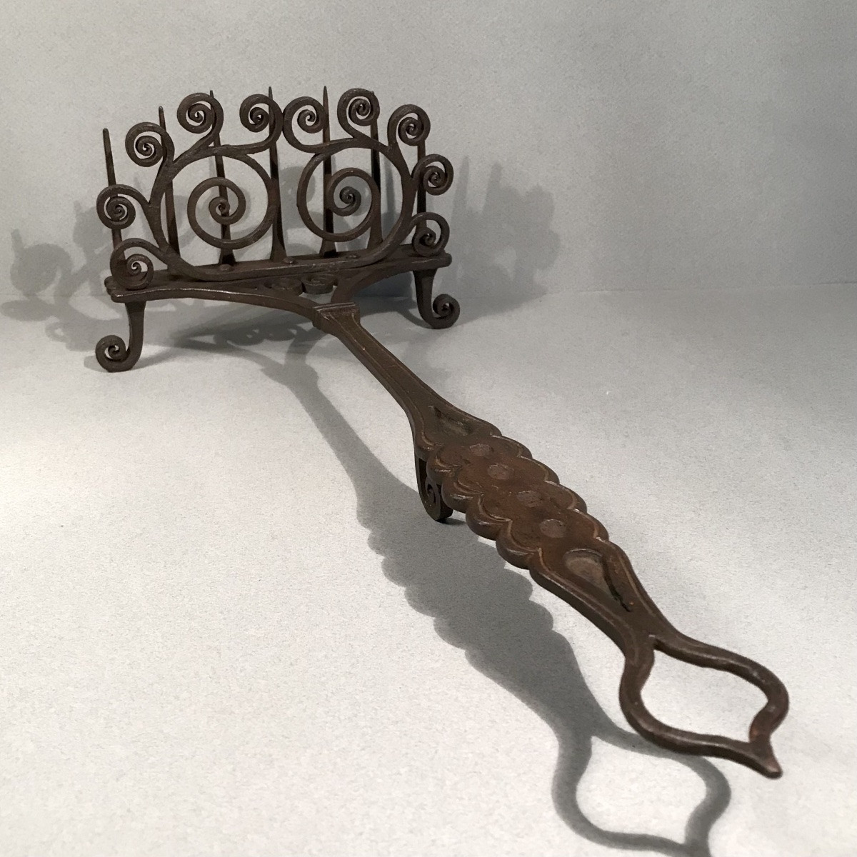 High-era Toaster Wrought Iron/wrought Iron Late 19th Century France Circa 1860/1880-photo-1