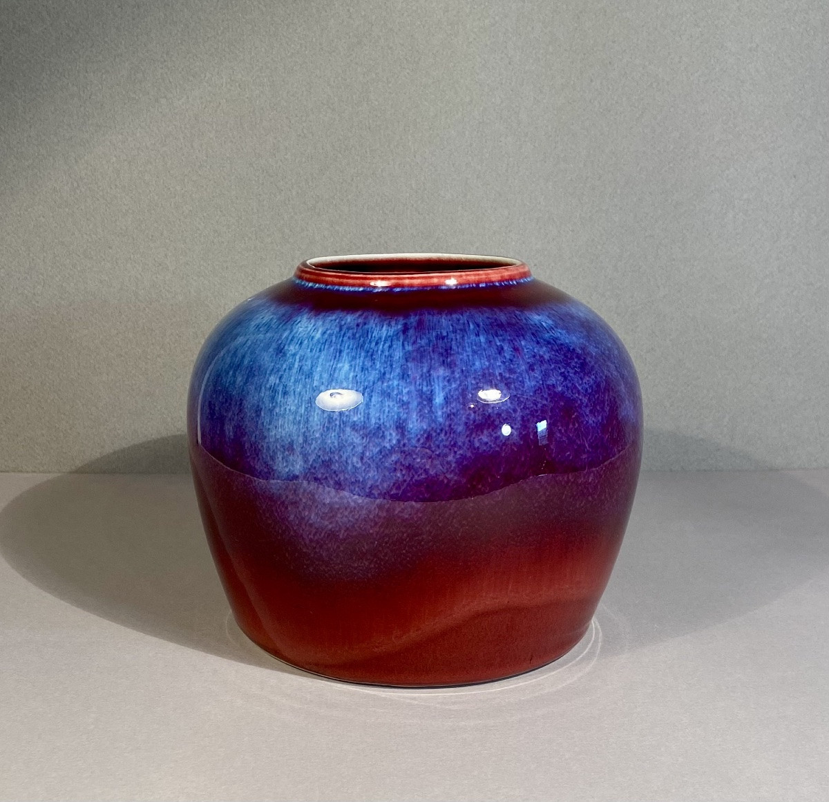 China, Asian Art, Round Vase, Shaded Oxblood, Glazed Porcelain, Early 20th Century -photo-4