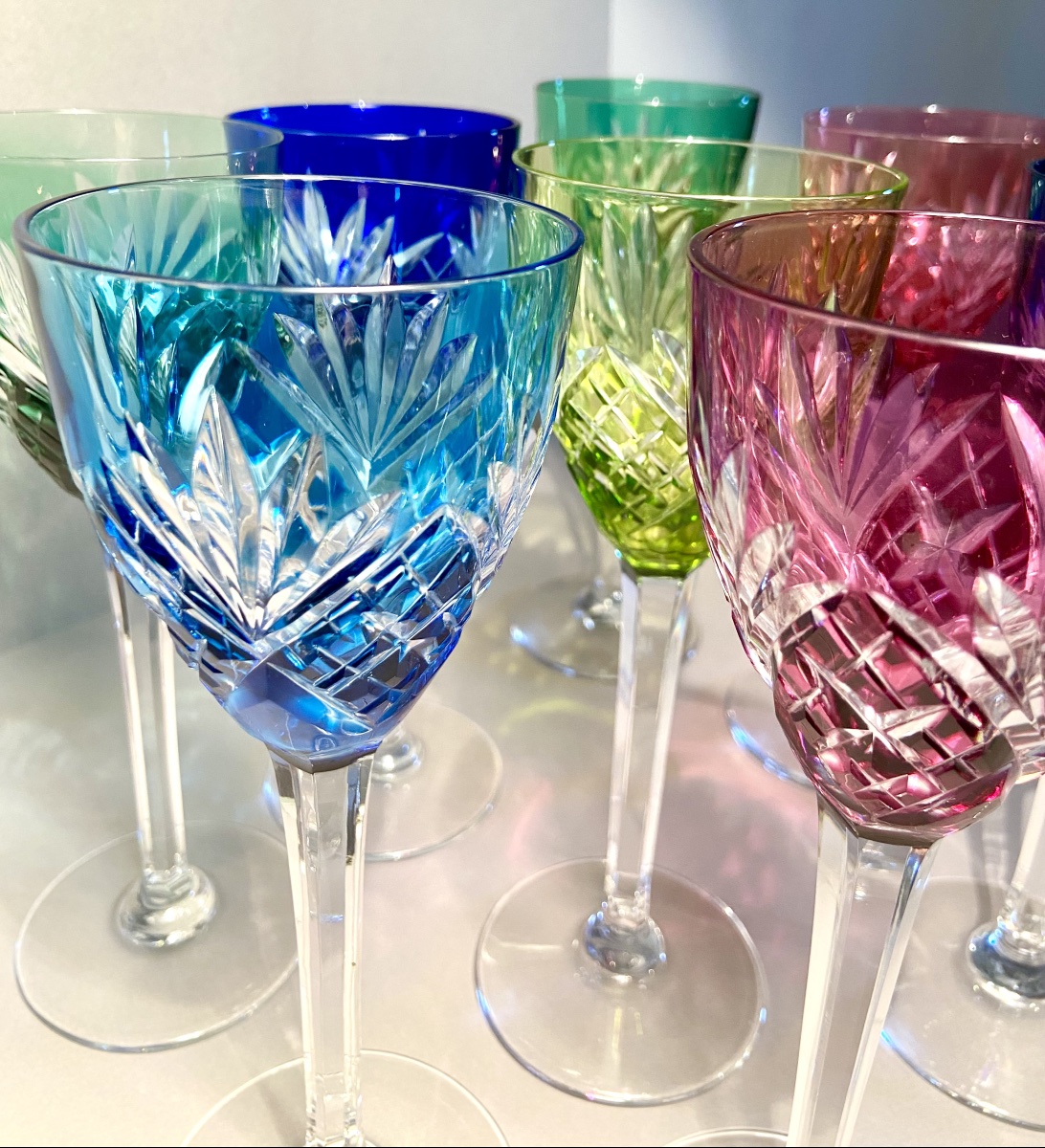 St. Louis Cristalerie: 8 Chantilly-style Roemer Crystal Glasses