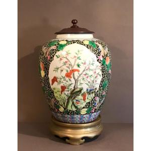 Chine XIXème Art D’asie Pot à Gingembre Porcelaine émaillée Couvercle bois Support Bronze Circa 1900