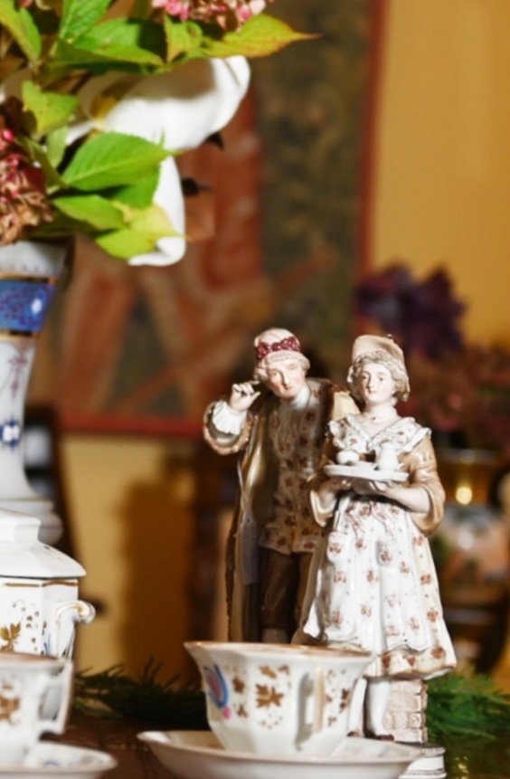 Raffinée Paire De Figurines En Porcelaine. Saxe, 19e Siècle-photo-2