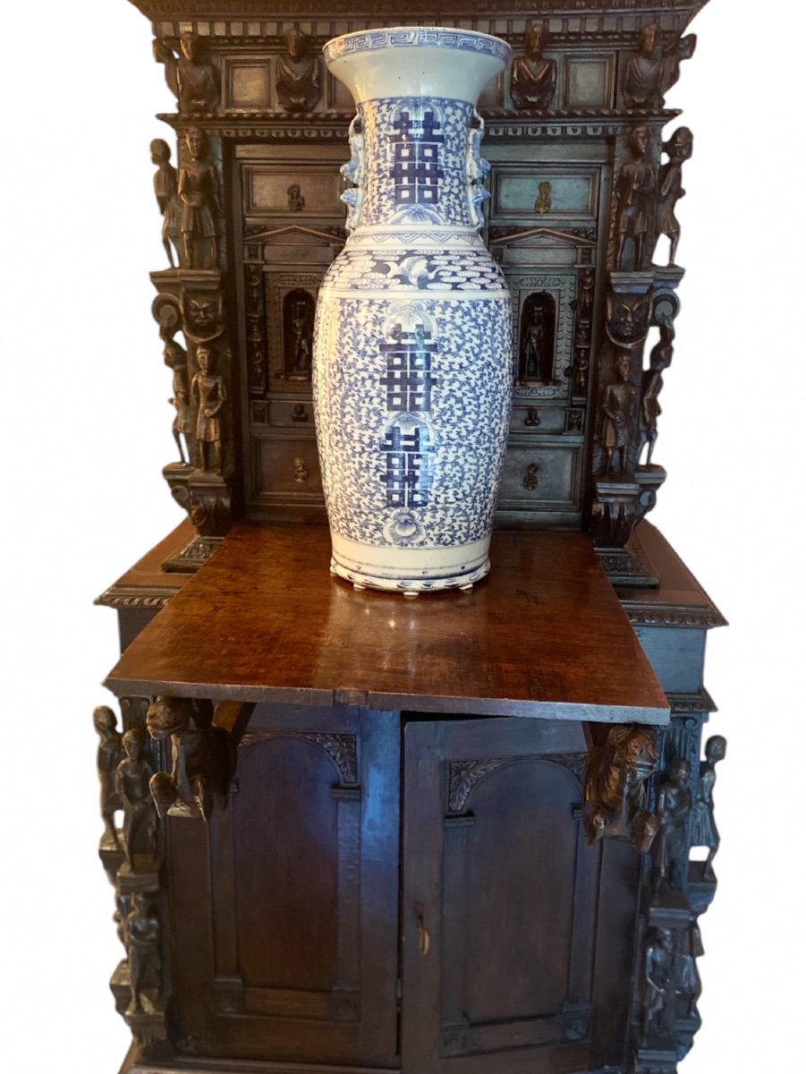 Grand Vase Balustre Chinois Dans Les Tons Blanc Et Bleu. Chine, XXème Siècle / Hauteur 61 Cm-photo-3