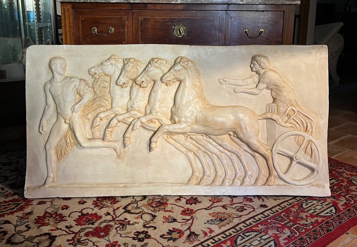 Important Bas- Relief En Plâtre -photo-4