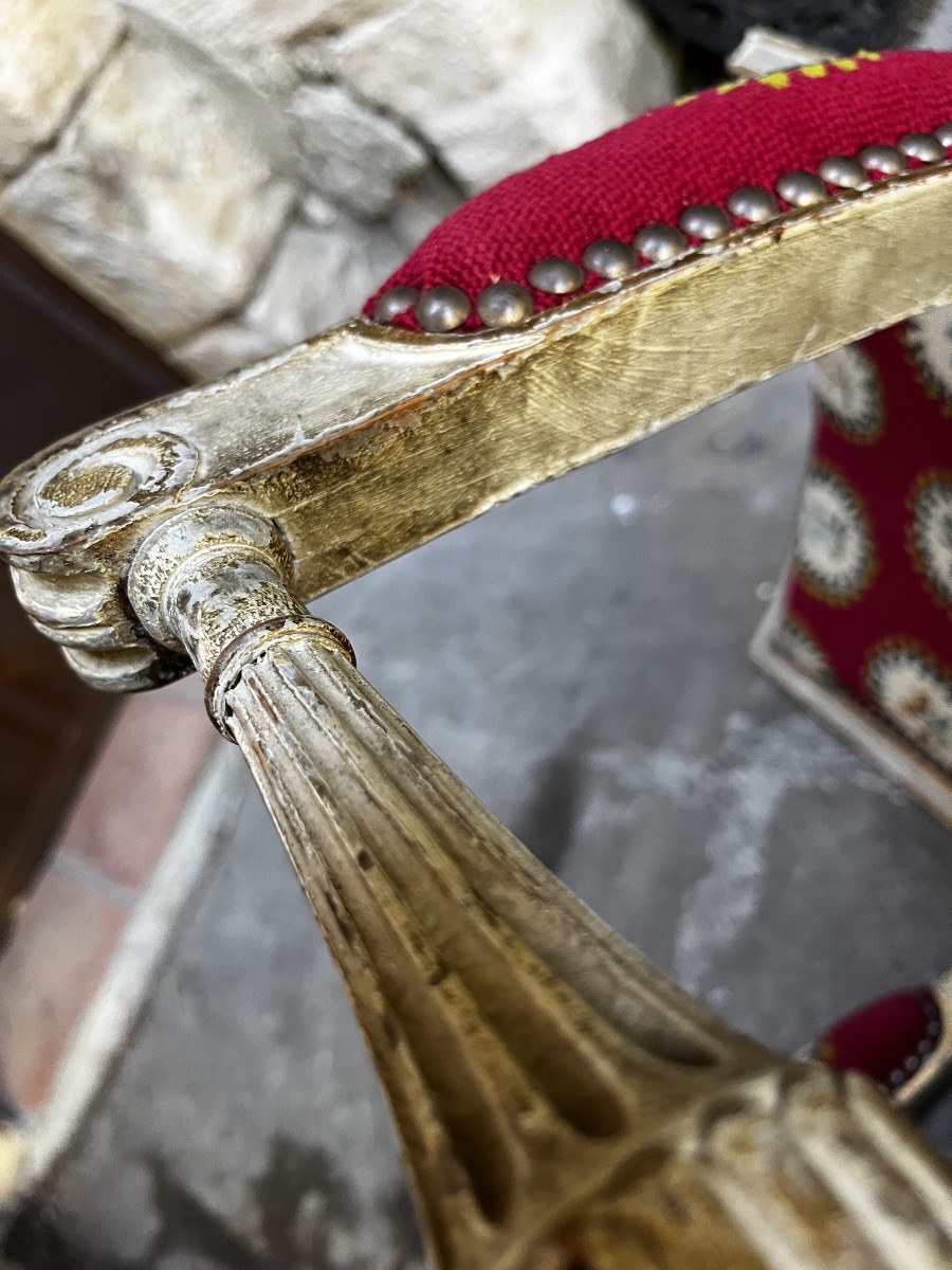 Restoration-era Armchair -photo-1