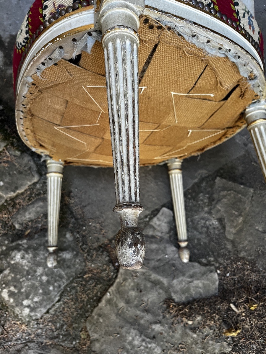 Restoration-era Armchair -photo-2