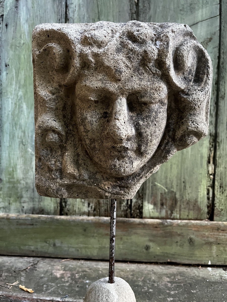Mascaron en terre cuite . XVIIe / XVIIIe siècle -photo-4