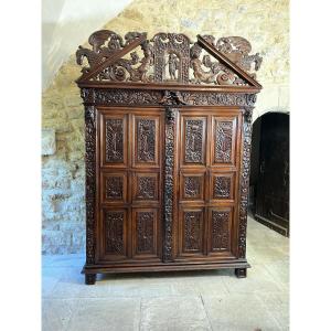 17th Century Sumène Wardrobe 