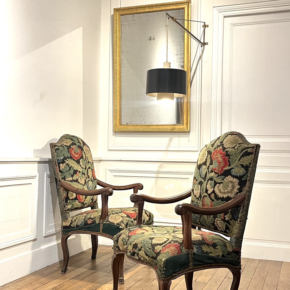 Pair Of Early 18th Century Armchairs-photo-3