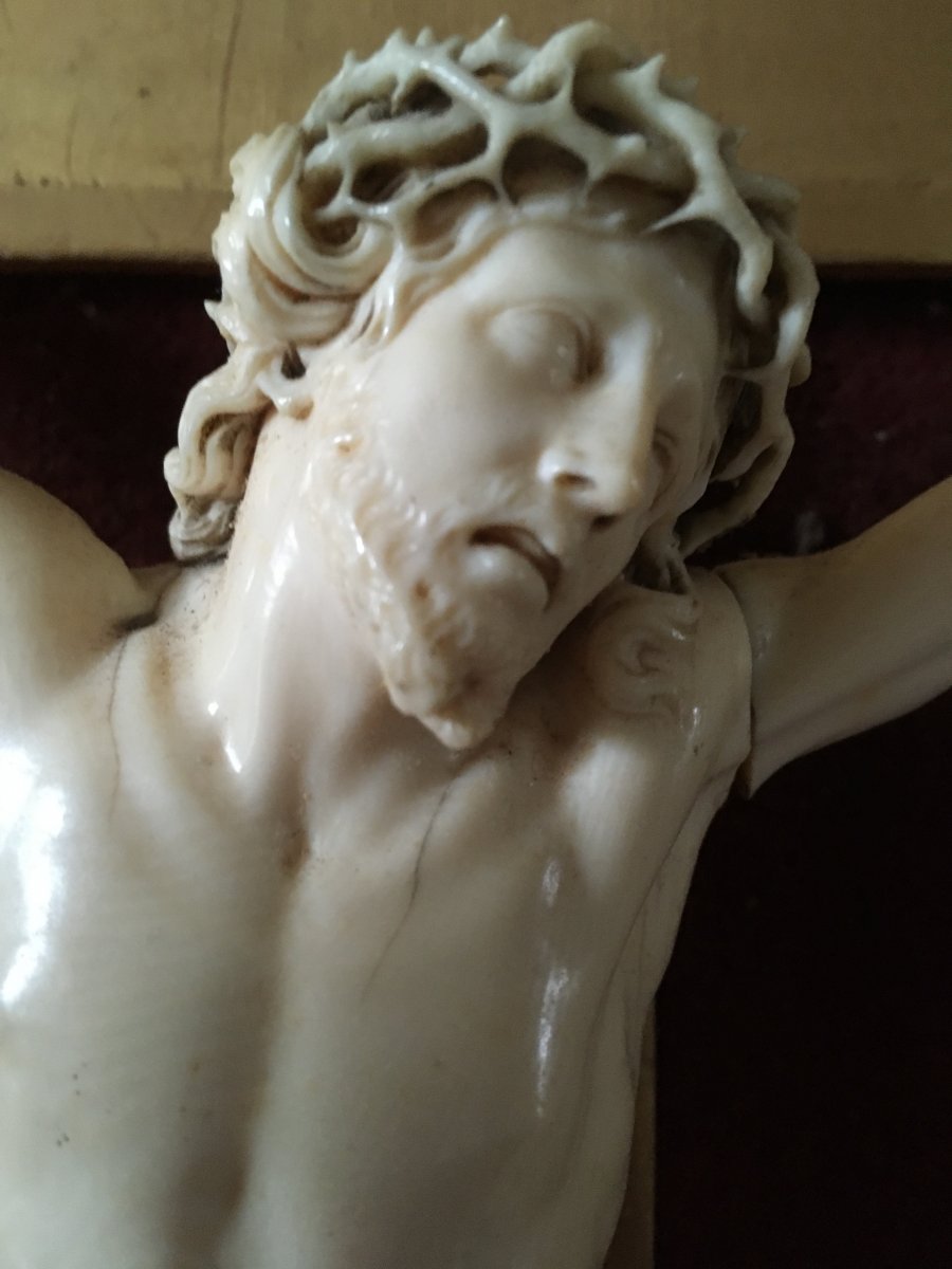 Important Christ In Ivory, Exceptional Quality Of Sculpture. Old Work XVII-xviii-photo-3