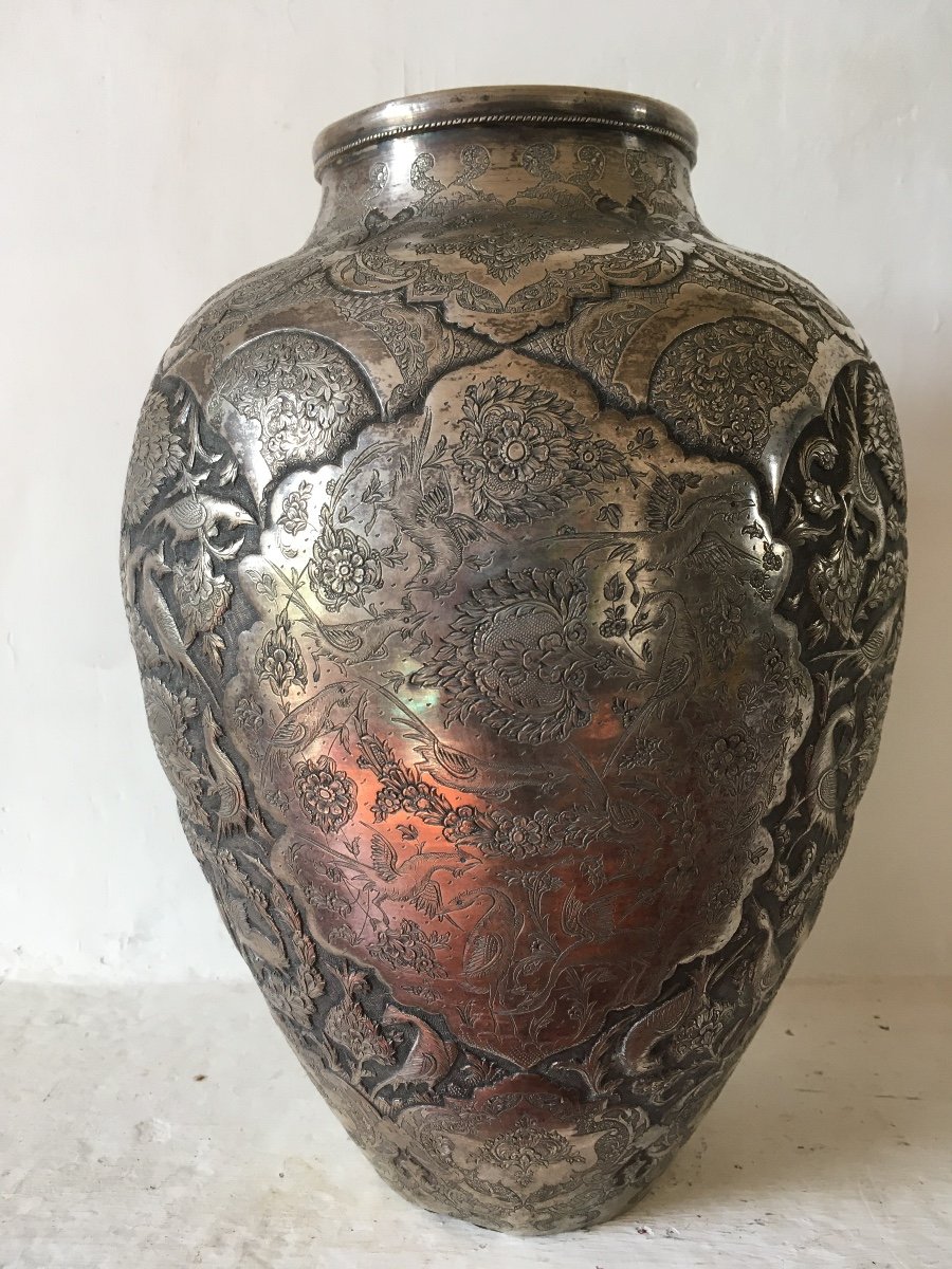 Grand Vase En Argent Massif Ciselé, Iran XXème Siècle. Belle Orfèvrerie, Cadeau Diplomatique.-photo-4