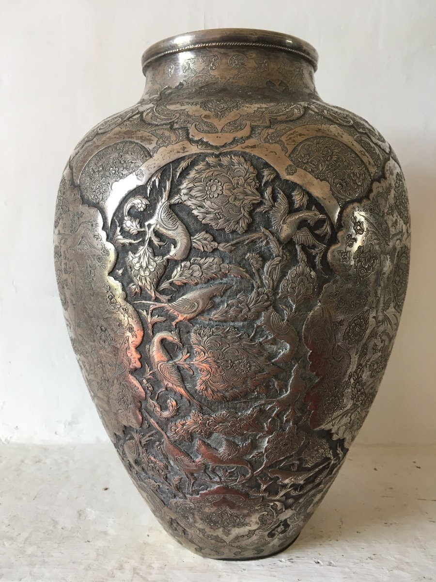 Grand Vase En Argent Massif Ciselé, Iran XXème Siècle. Belle Orfèvrerie, Cadeau Diplomatique.-photo-2