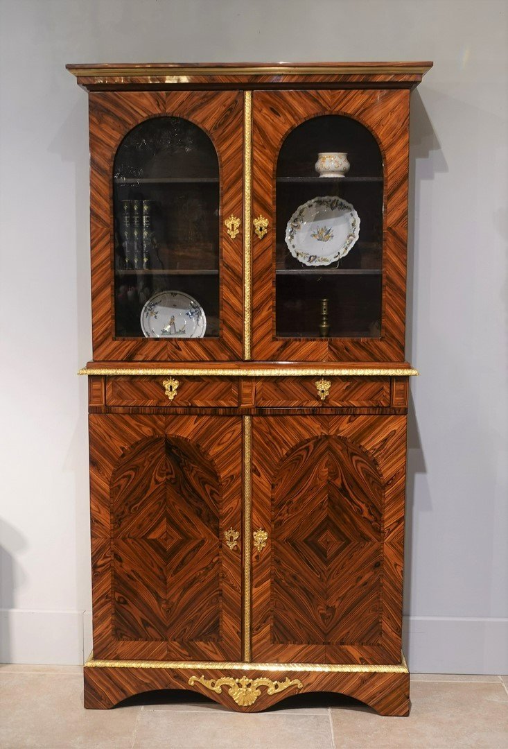 Bookcase / Showcase In Kingwood Veneer – Regency Period