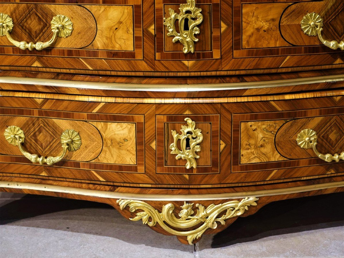 Rare ''heart'' Chest Of Drawers Inlaid With Native Woods From The Regency Period-photo-1