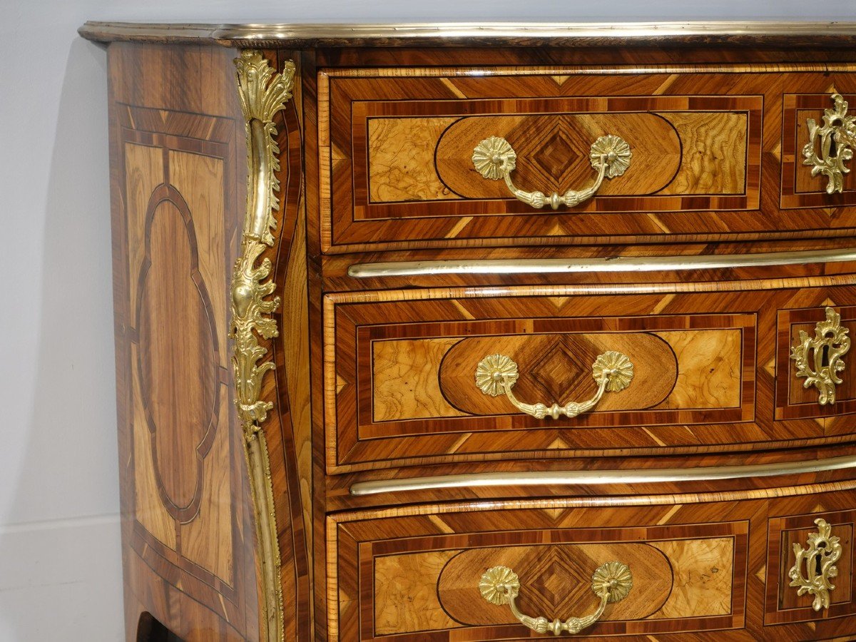 Rare ''heart'' Chest Of Drawers Inlaid With Native Woods From The Regency Period-photo-2