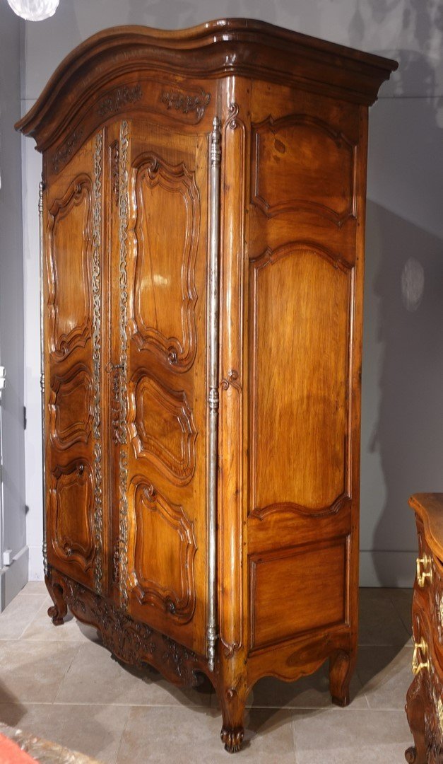 Armoire provençale en noyer d'époque XVIII°-photo-2