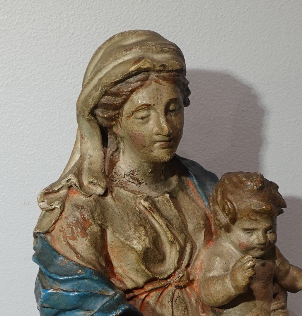 Sculpture de la Vierge à l'Enfant en terre cuite d'époque XVIII°-photo-1