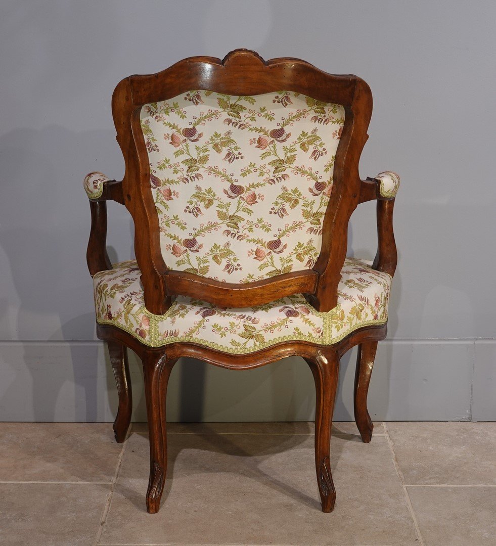 Pair Of Louis XV Walnut Cabriolets, 18th Century-photo-5