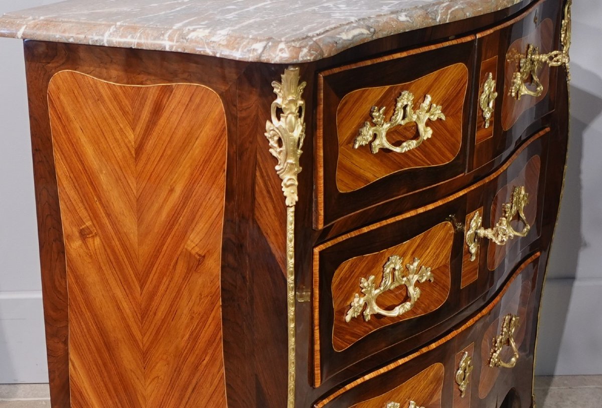 Commode d'entre-deux  estampillée P. A Galligne d'époque XVIII°-photo-1