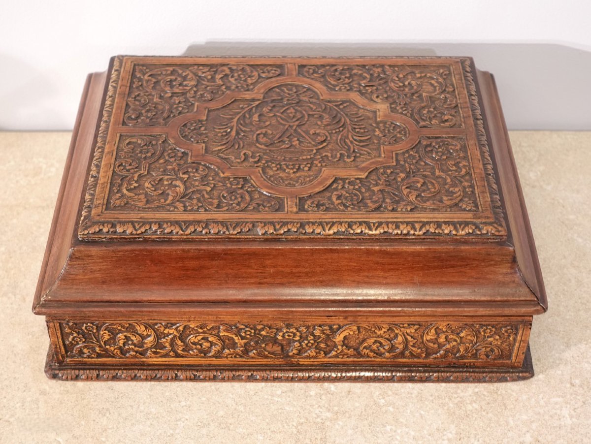 Coffret en bois de Sainte Lucie - Atelier de César Bagard - XVII°-photo-4