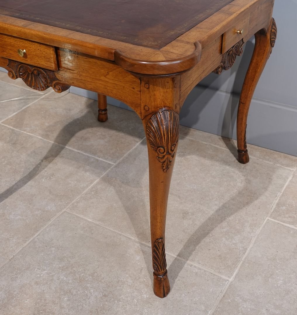 18th Century Lyonnais Walnut Games Table-photo-6