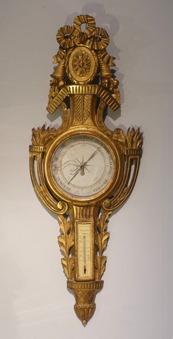 Baromètre thermomètre en bois doré d'époque XVIII°
