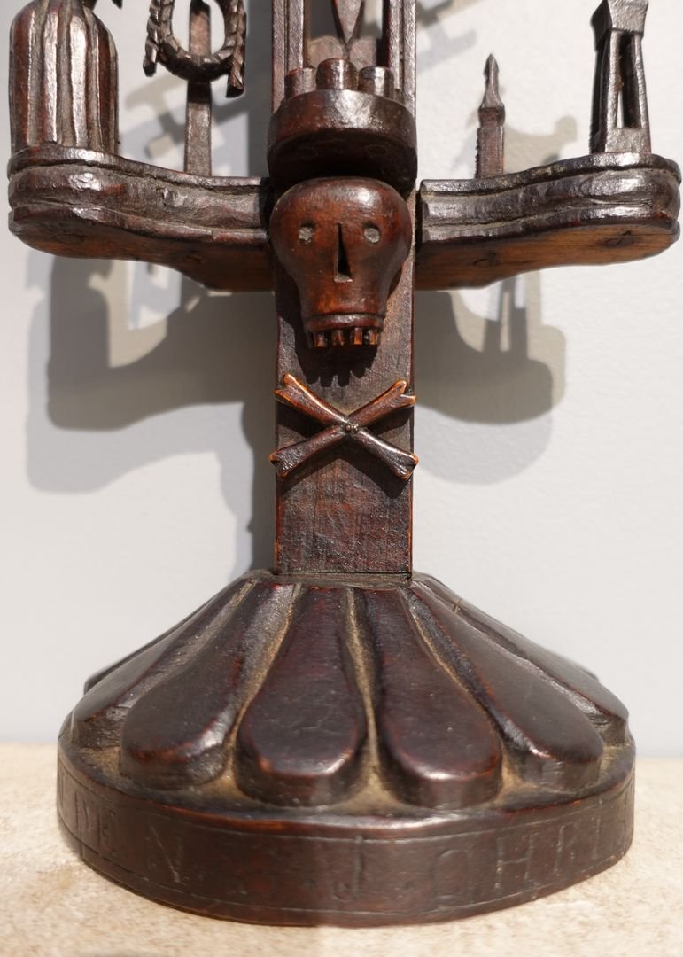Bargeman’s Cross Featuring The Instruments Of The Passion – Late 19th Century-photo-1