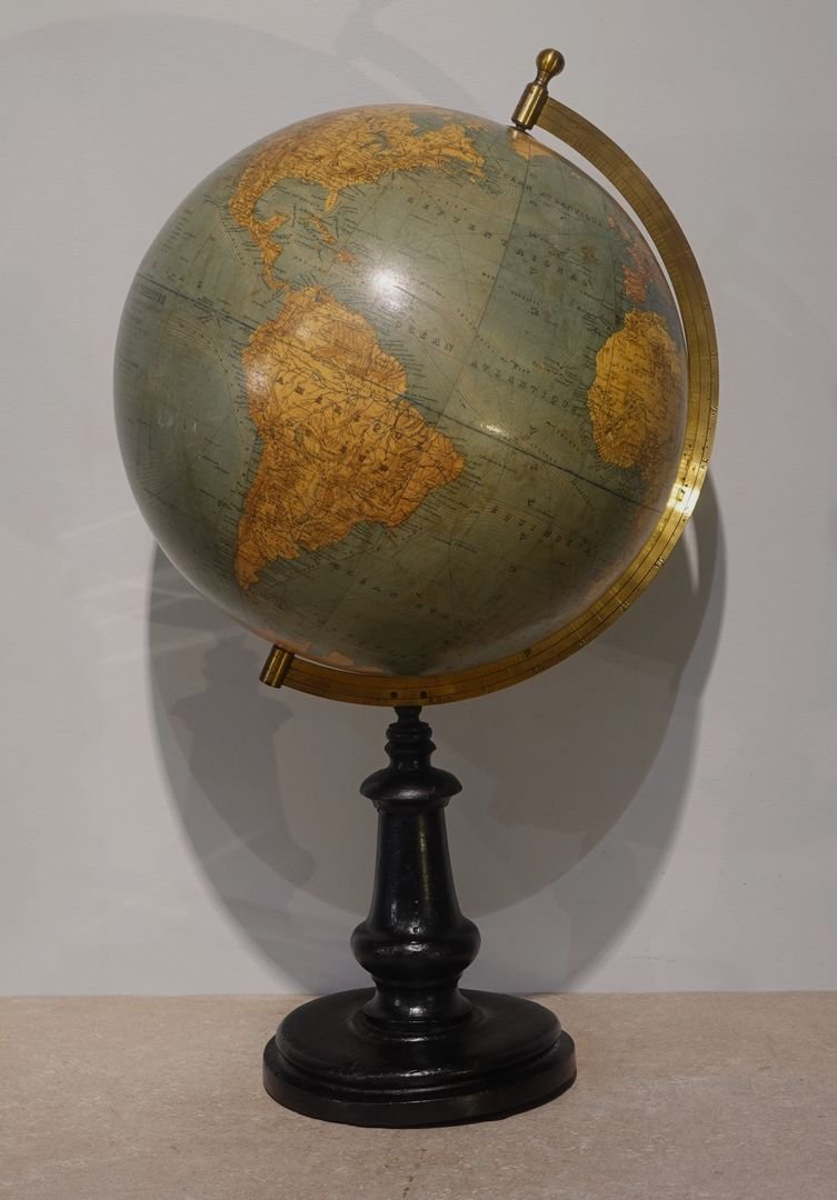 Grand globe terrestre par Charles PERIGOT (1828-1885)