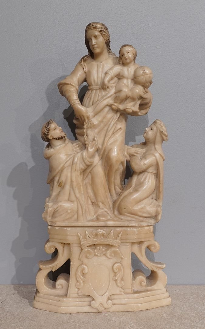 Alabaster Virgin And Child With Two Kneeling Figures (orants) – Trapani, 17th Century