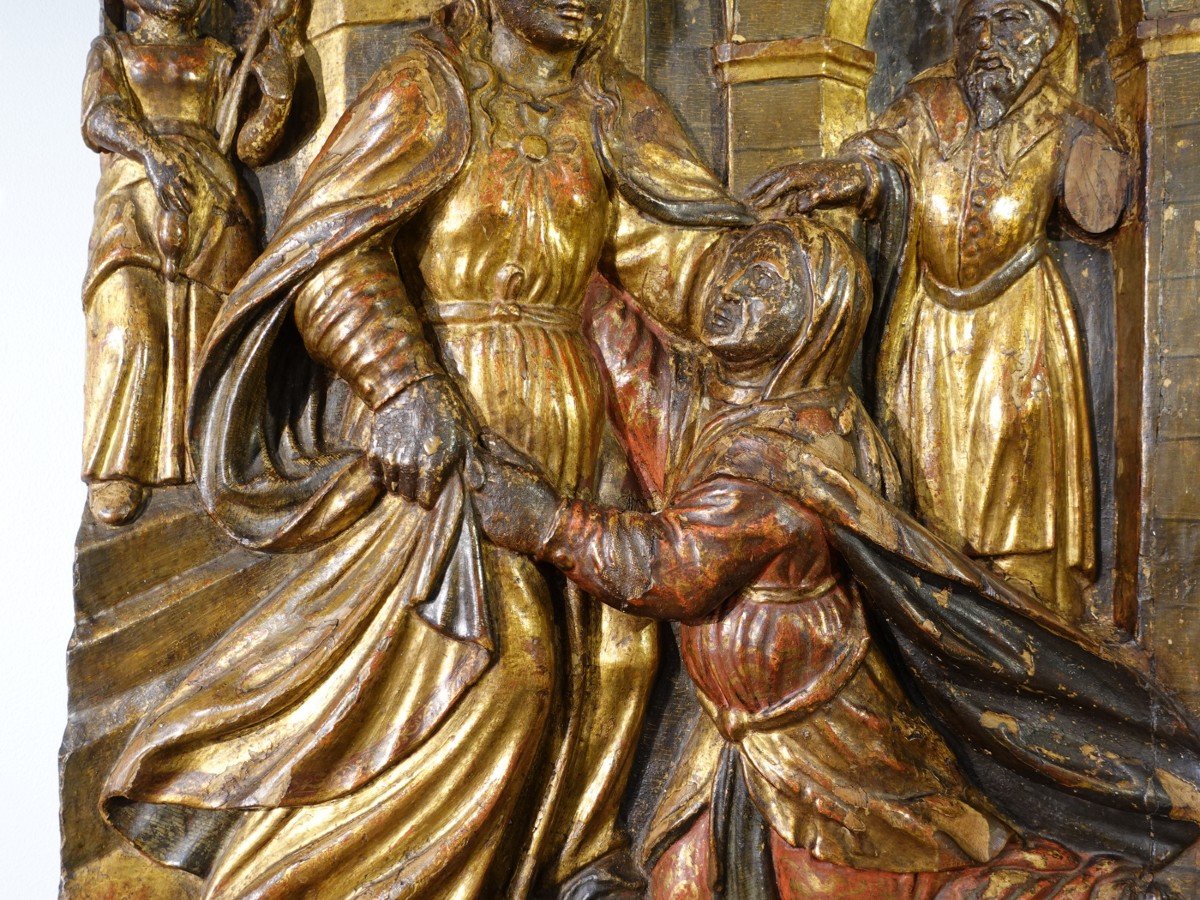Bas relief représentant « La Visitation » en bois polychrome, d'époque début XVII°-photo-2