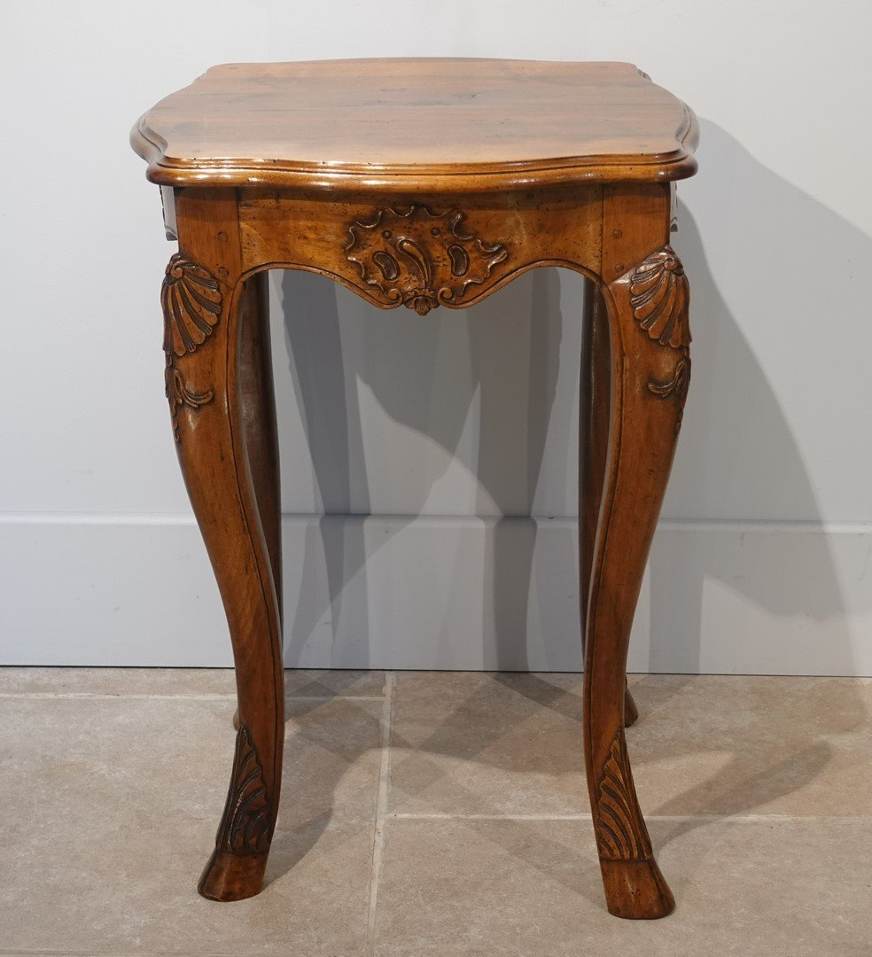 Louis XV Table, In Walnut, 18th Century, Lyon